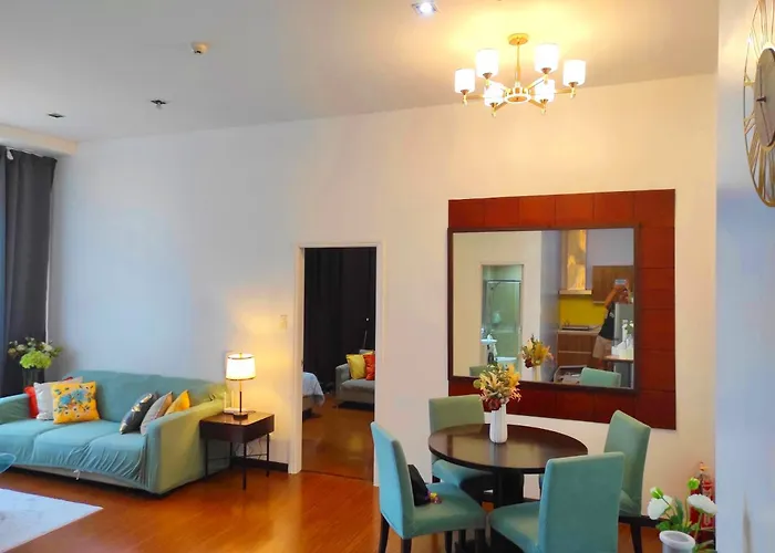 Apartment Spacious High Ceiling 2 Bedroom 66th Flr Corner Unit With Balconies - Free Sauna Pool Gym View Of Skyline Bay-sunset *